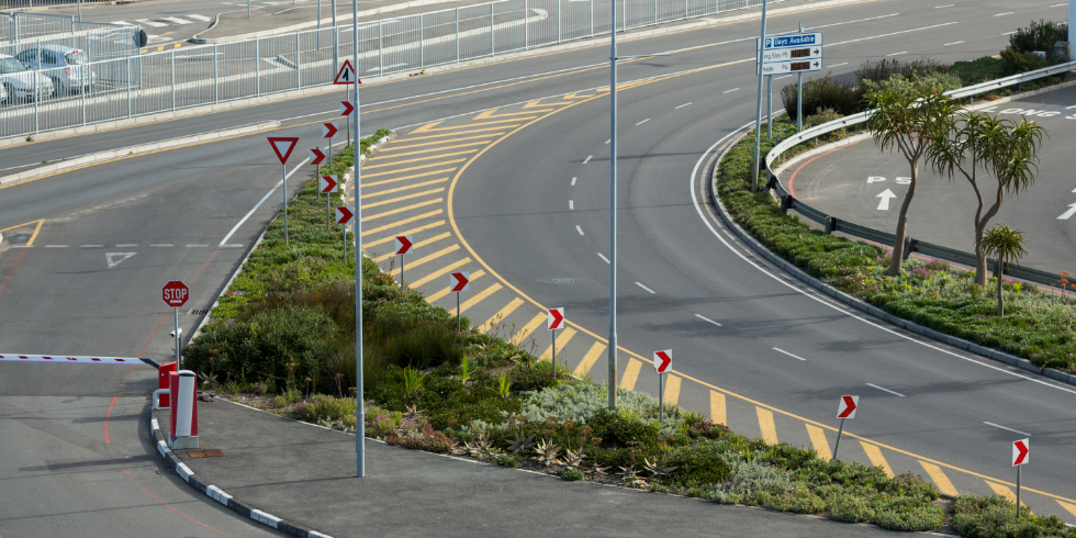 Pavimentação de Rodovias: Garantindo a Durabilidade em Climas Adversos